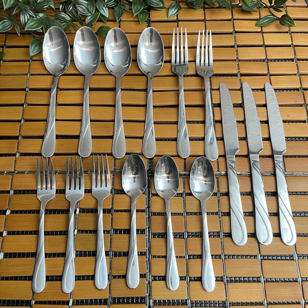 Pfaltzgraff Stainless Lot of 15 Piece Flatware Partial Service Replacements